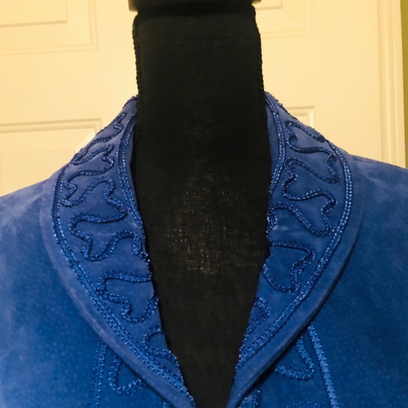 Beautiful Bamboo Embroidered Blue Suede Jacket - Picture 5 of 9